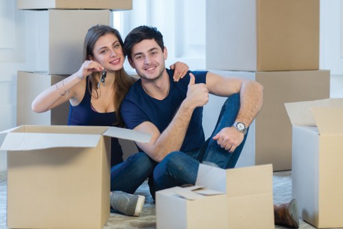 Moving truck service for Canary Wharf residential and office relocations