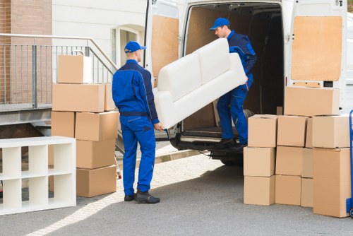 Secure van loading with safety-focused moving team