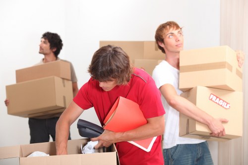 Canary Wharf man and van service managing urban relocation logistics